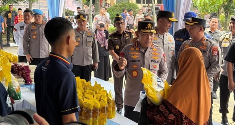 Kapolri Tinjau GPM di Banten 27 Ton Beras SPHP dan Paket Sembako Dijual di Bawah HET
