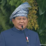 Presiden RI Prabowo Subianto saat upacara penurunan bendera Merah Putih HUT ke-80 RI di Istana Merdeka, Jakarta, Minggu (17/8/2025). Foto: Youtube/Sekretariat Presiden