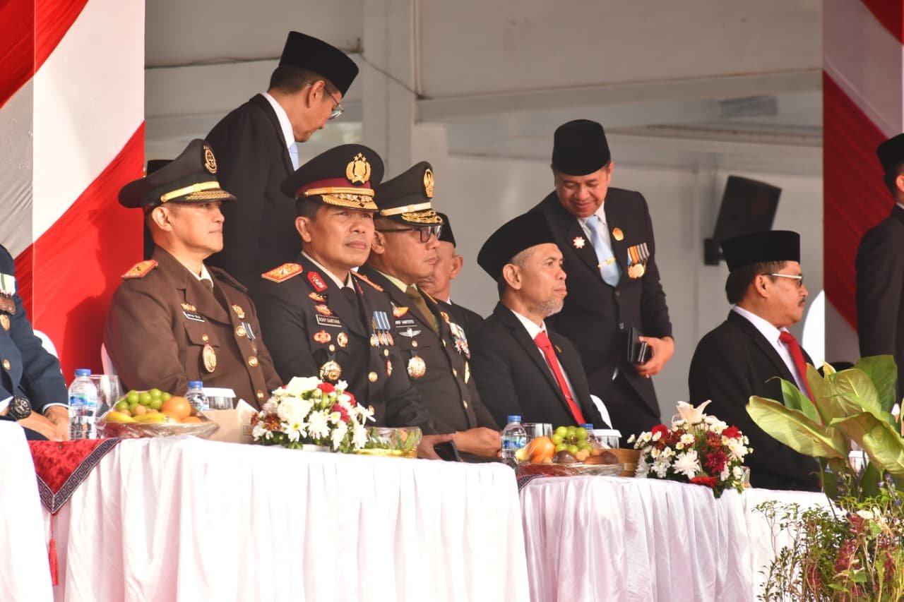 Brigjen Arif Hartoto Ikuti Penurunan Bendera HUT ke-80 RI di Astaka Sumut 2025
