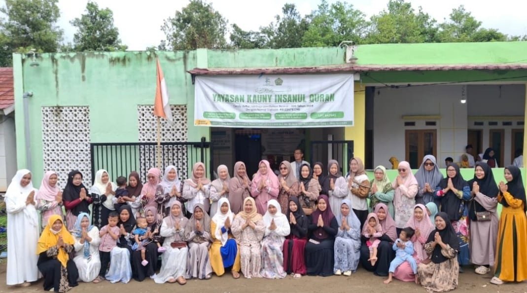 Menyambut Ramadhan dengan Cinta 100 Paket Sembako dari Yayasan Kauny Insanul Quran untuk Pejuang Alquran