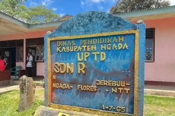 SD Negeri Rj Ngada NTT. Sekolah tempat siswa SD yang melakukan bunuh diri.